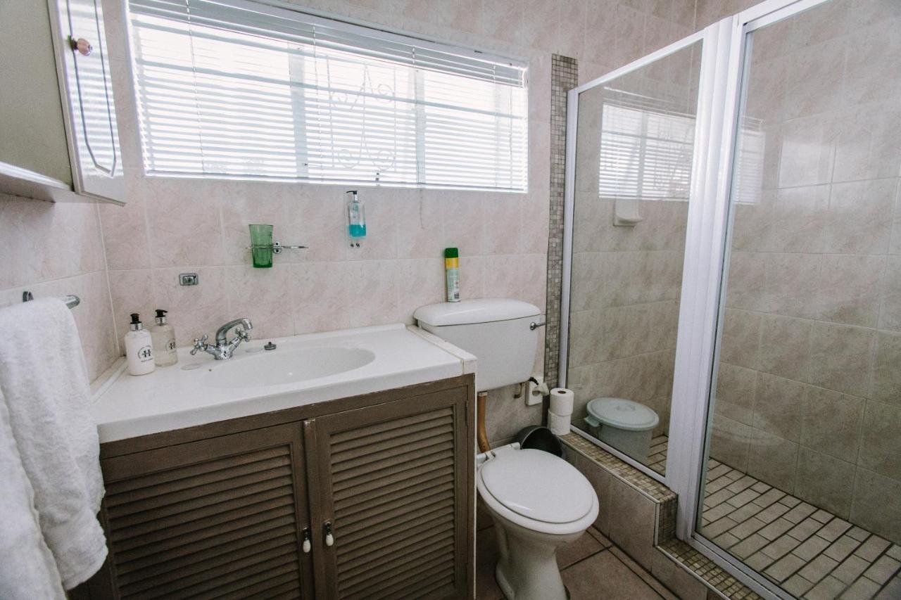 איסט לונדון Parrot Peek Inn מראה חיצוני תמונה